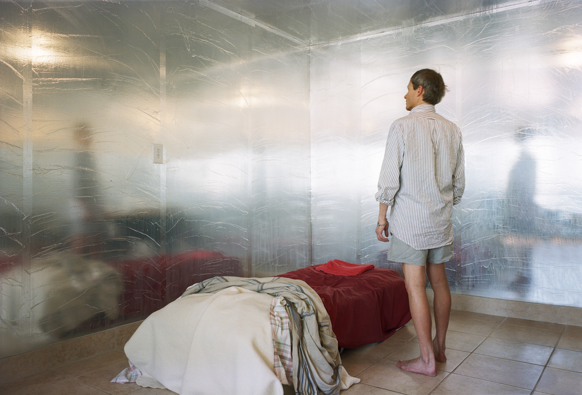 6_Thilde_Jensen_Bedroom with foil barrier. Arizona 2011
